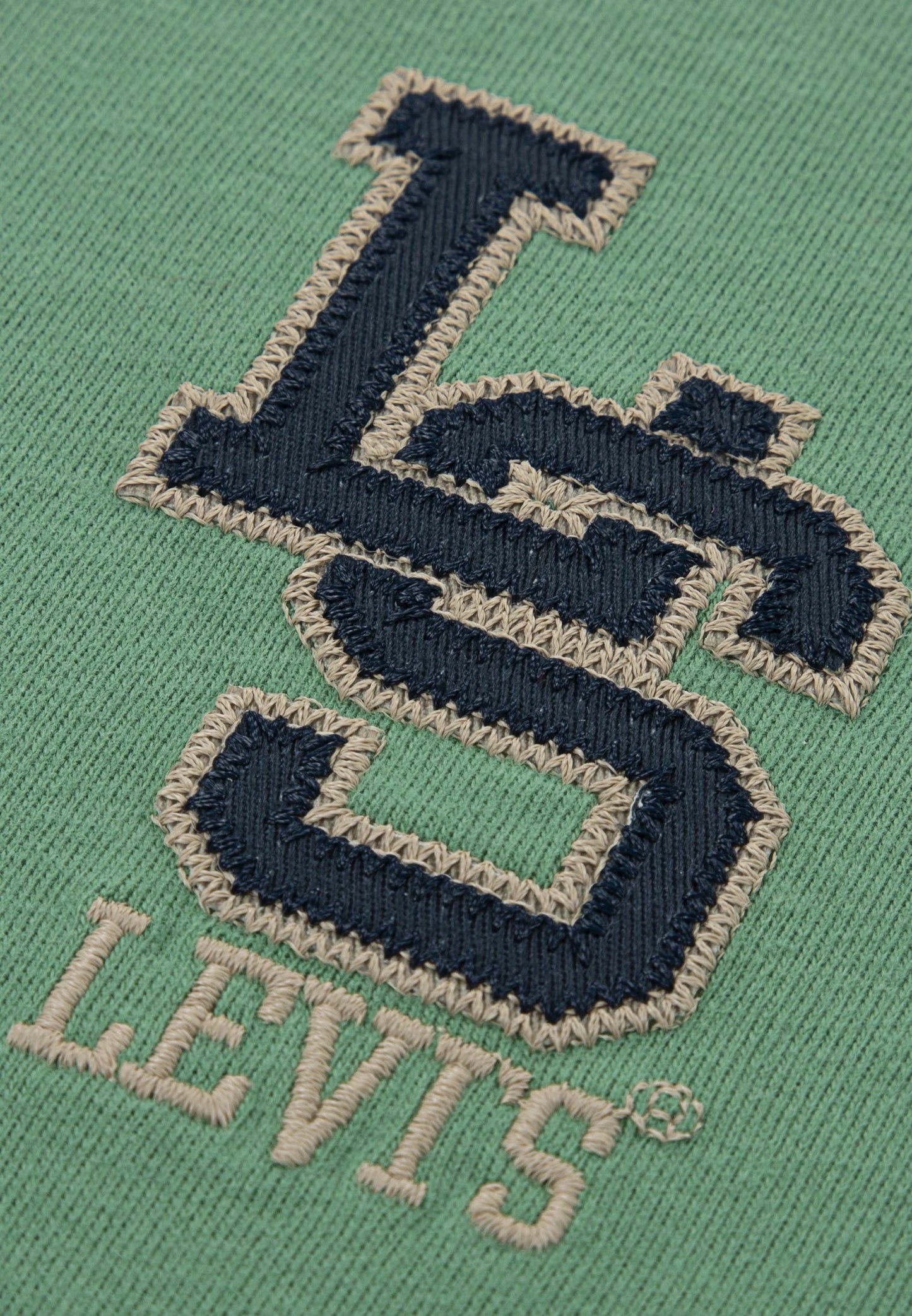 Levi's - Grass green crew neck T-shirt with LS Levi’s embroidery (4-14rs)