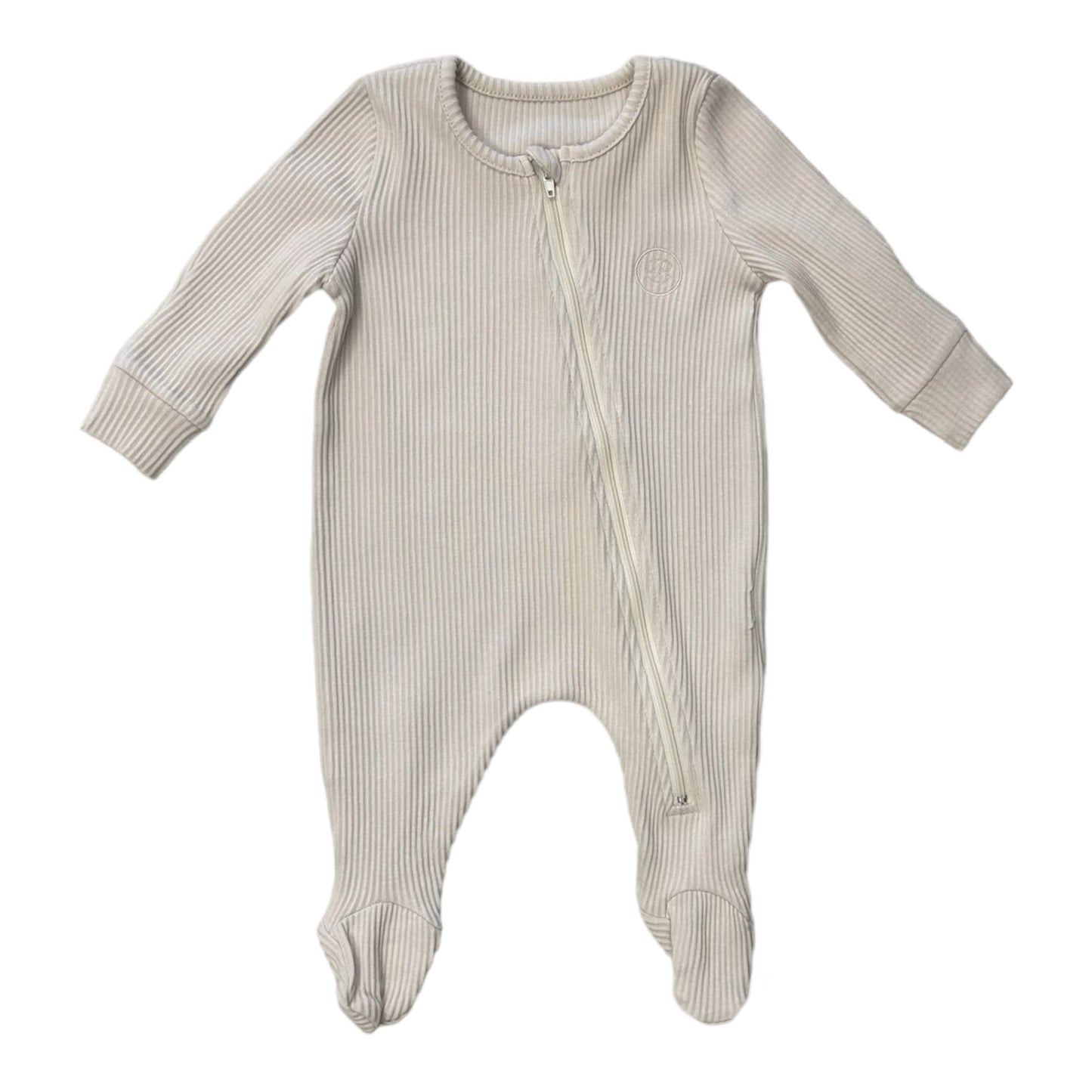 Betty's Friendly, all in one, Betty Mckenzie - All in one, Latte