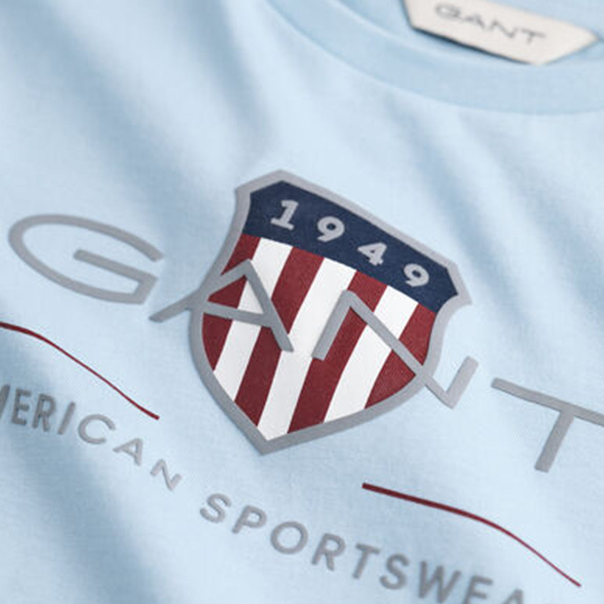 Gant, T-shirts, Gant - Calming blue archive shield short sleeved T-shirt